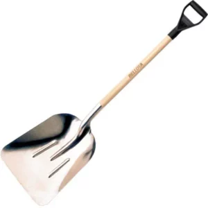 Pelle avec manche en bois 5520A