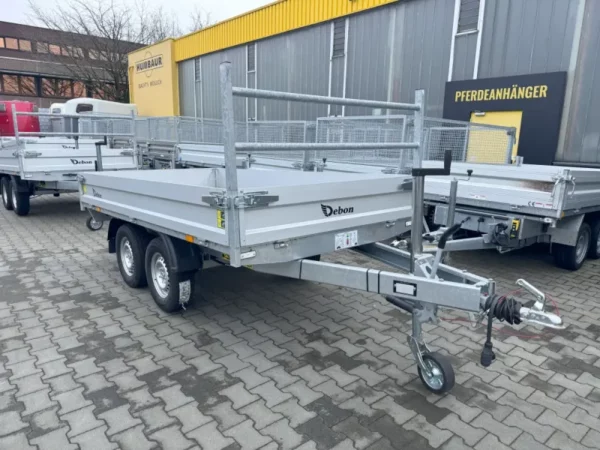 Benne Debon PW1.2 LUX 2000kg 3000 x 1550 mm avec pompe électrique
