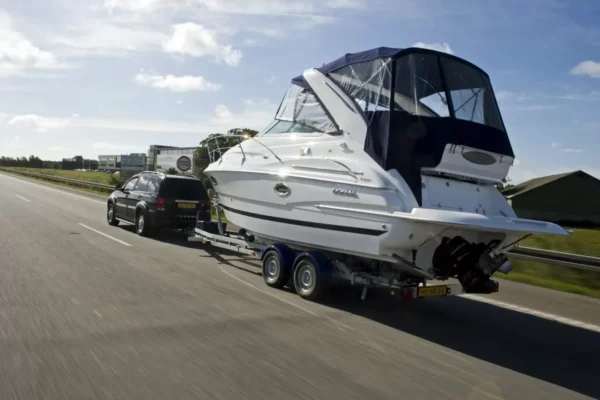 Portes bateaux BRENDERUP 7,8 m / 26 ft
